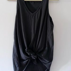 Lululemon size 12. Tie front tank. Black